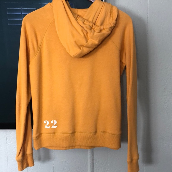 Hollister Sweater - Picture 4 of 5